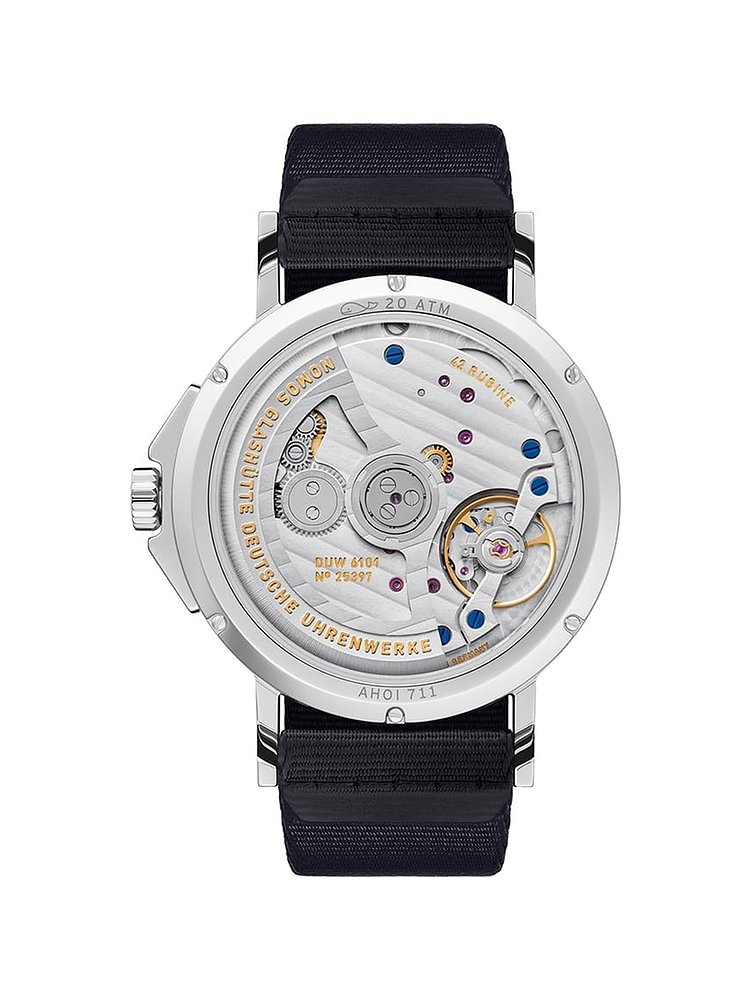 Nomos Glashütte Unisexuhr Ahoi neomatik 38 Atlantik GB 528