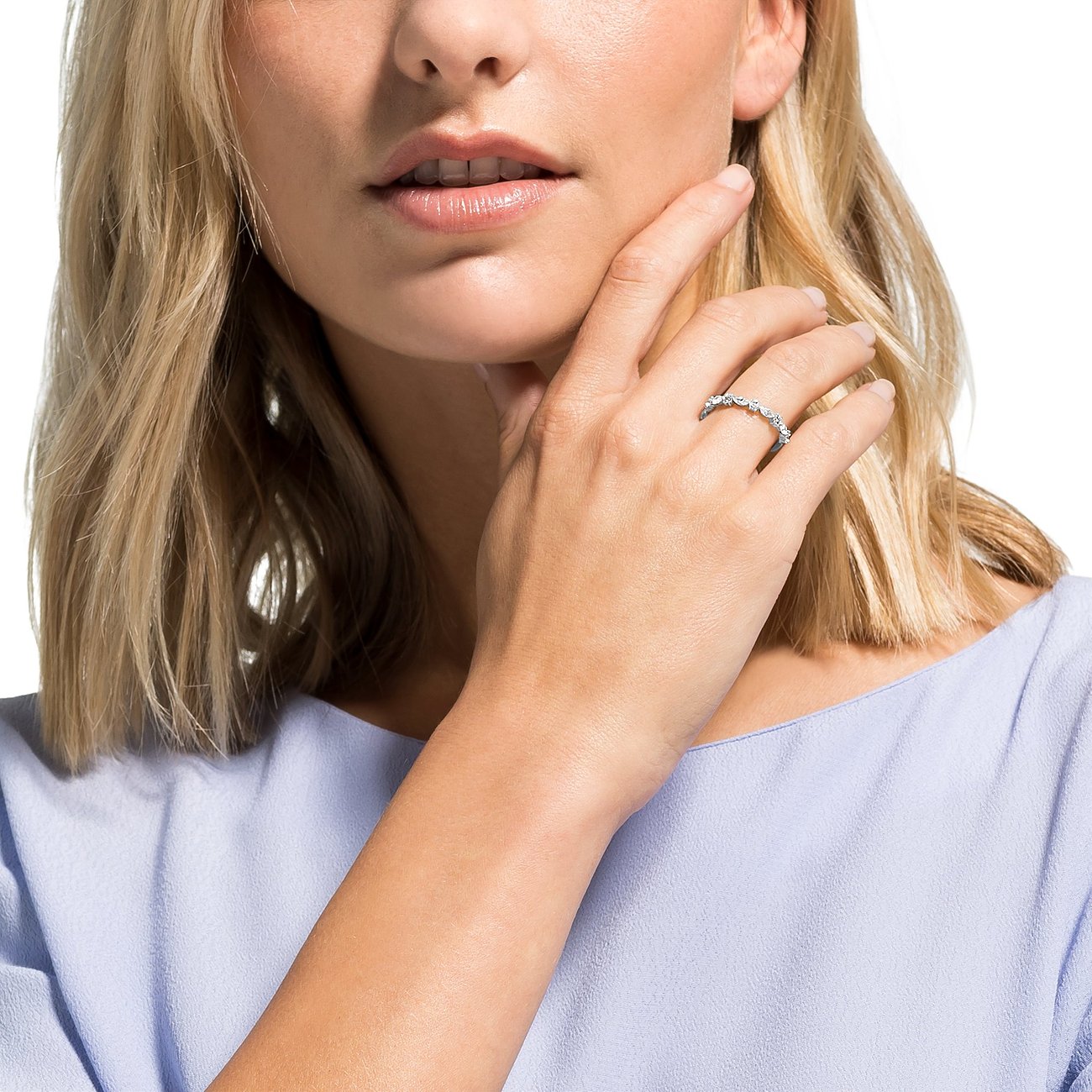 FAVS Ring aus 925er Silber mit weißen Zirkonia.