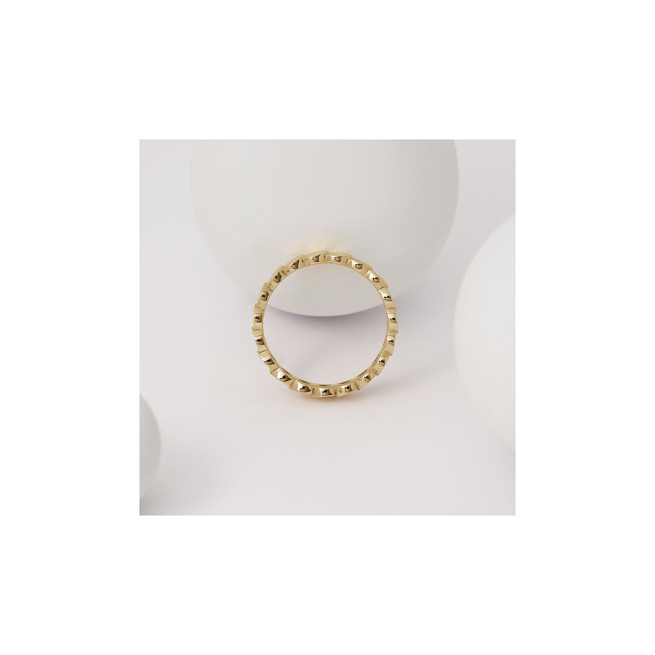 CHRIST Ring aus 585 Gelbgold mit geometrischem Muster.