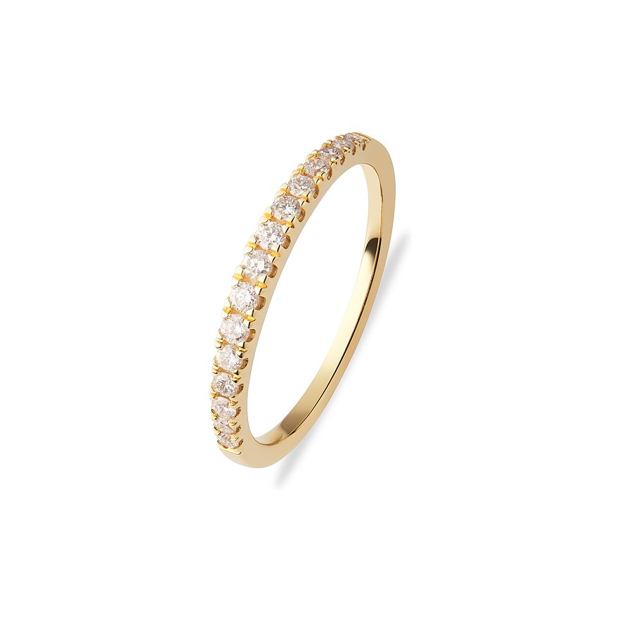 CHRIST Ring aus 585er Gelbgold mit einer Reihe funkelnder Diamanten, seitlich von oben fotografiert.