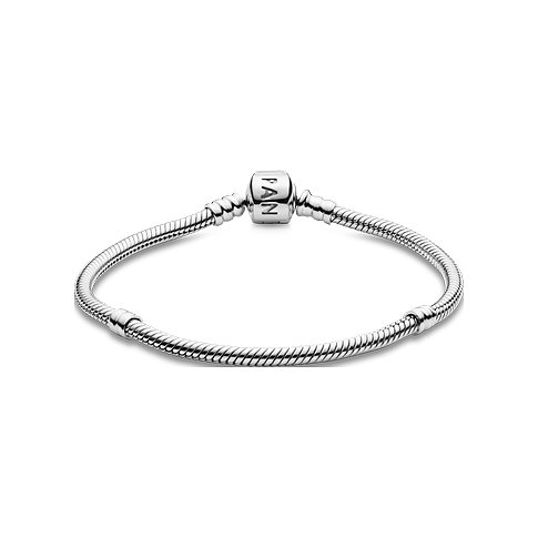 Pandora Armband aus 925er Silber mit Schlangenmuster und Clip-Verschluss.