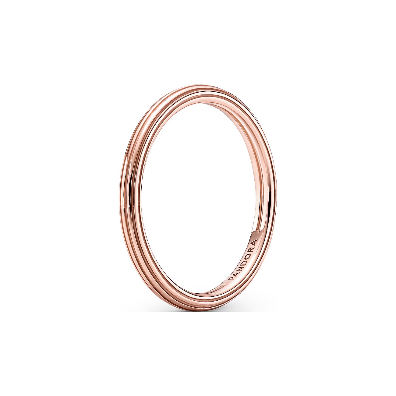 Ein Pandora Ring aus rötlichem Metall mit drei zarten, parallel verlaufenden Ringen.