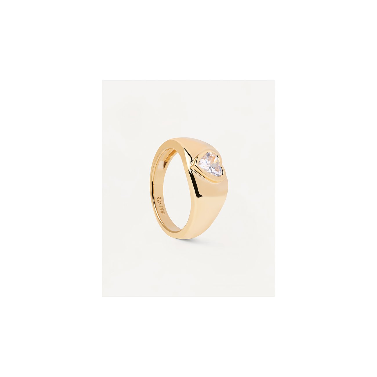 PdPaola Ring aus vergoldetem 925er Silber mit herzförmigem Zirkonia in der Mitte.