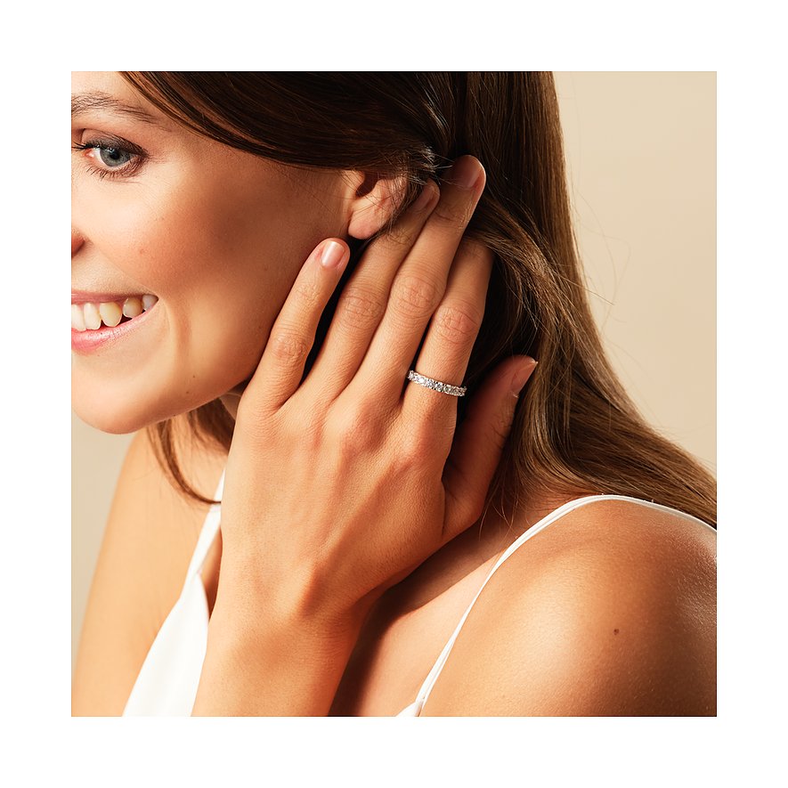 CHRIST Ring aus 925 recyceltem Silber mit Zirkonia.