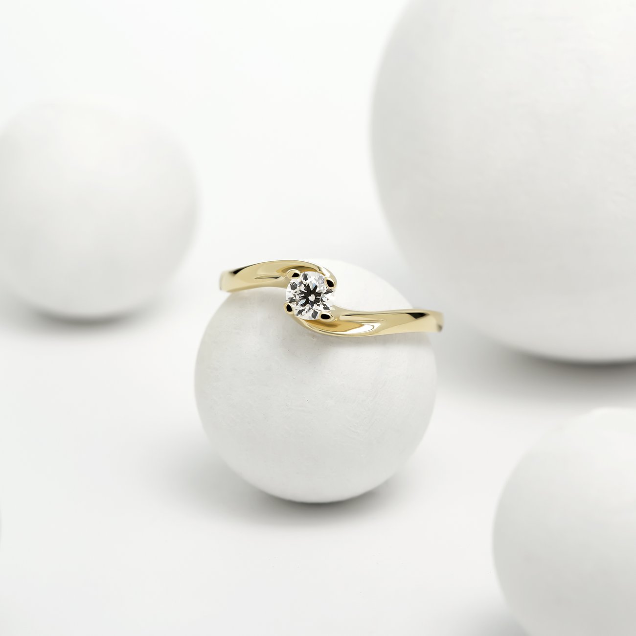 CHRIST Ring aus 585 Gelbgold mit Diamant im Solitärschliff.