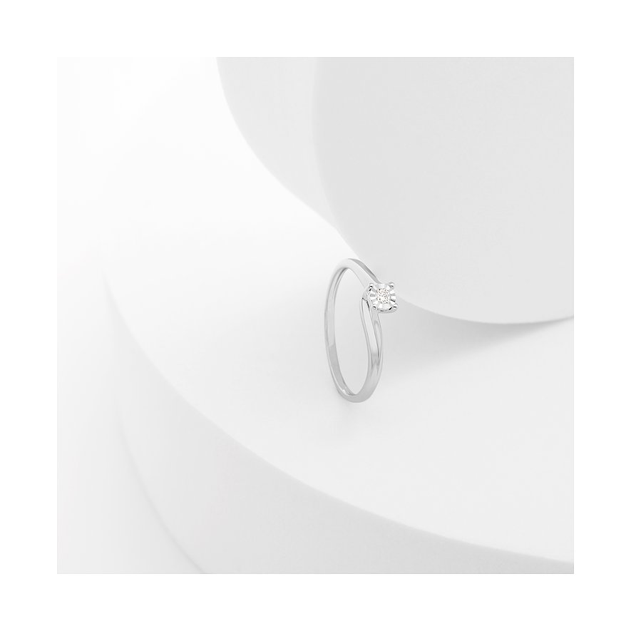 CHRIST Ring aus 375 Weißgold mit Diamant.