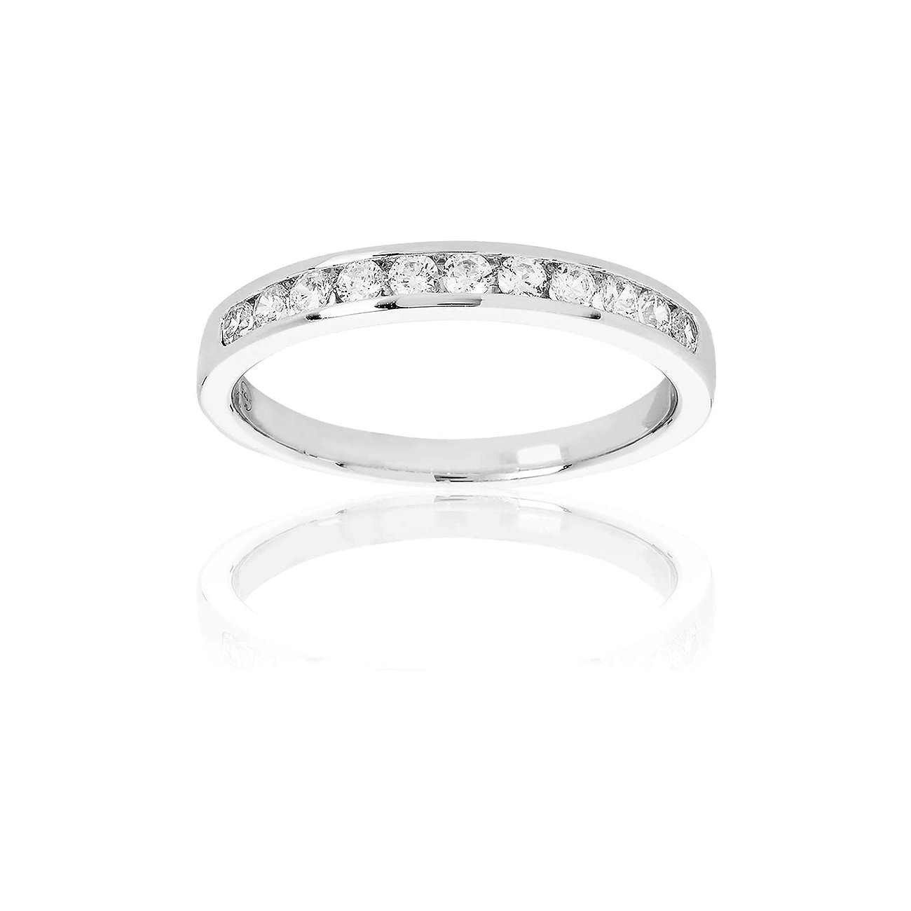 CHRIST Ring aus 585 Weißgold mit Diamanten, als Bandring mit Kanalfassung.