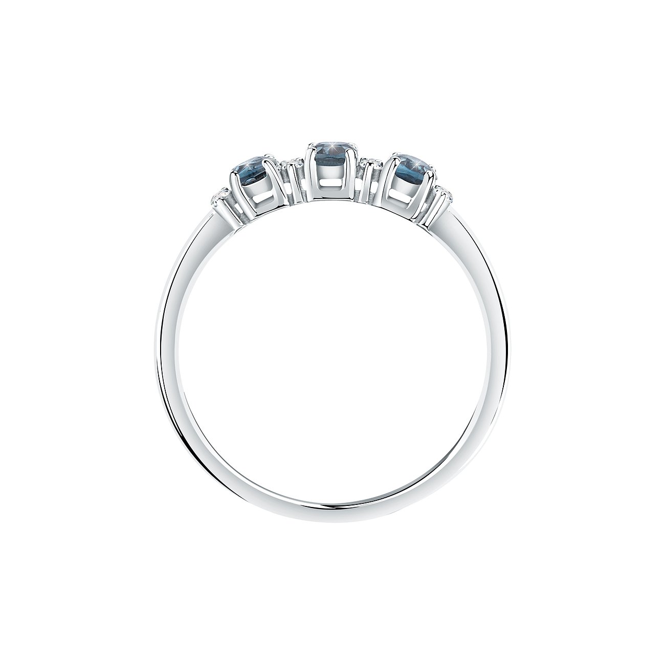 CHRIST Ring aus 585 Weißgold mit blauen Topasen.