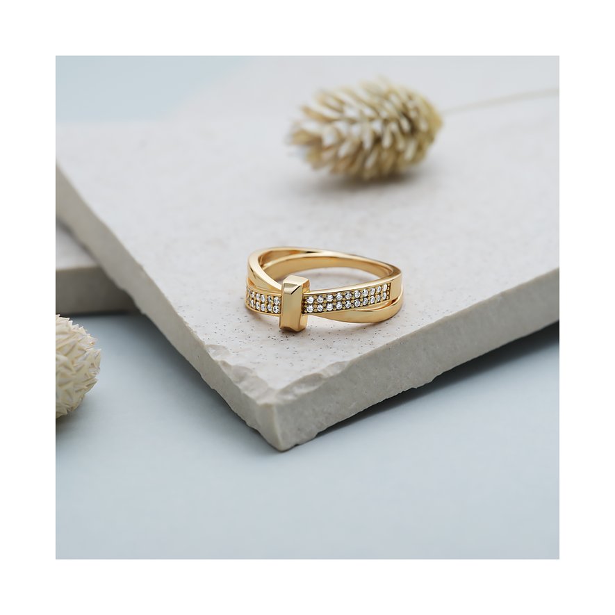 JETTE Ring aus recyceltem 925er Silber mit Zirkonia.
