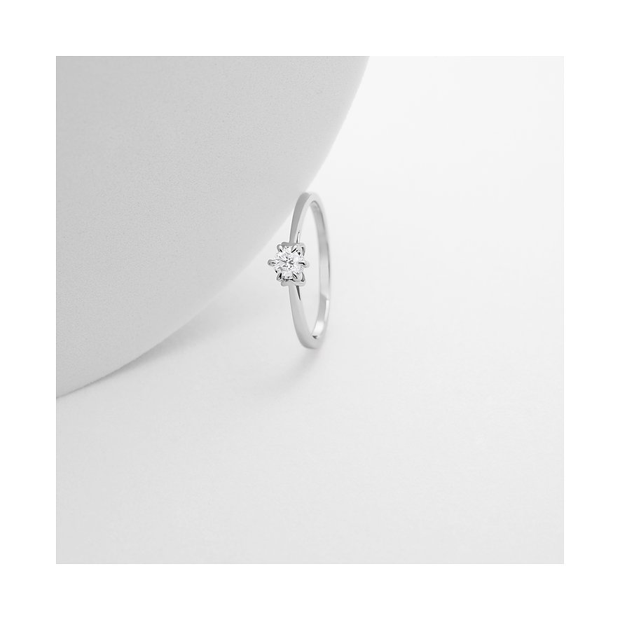 CHRIST Ring aus 585 Weißgold mit Diamant im Solitärschliff.