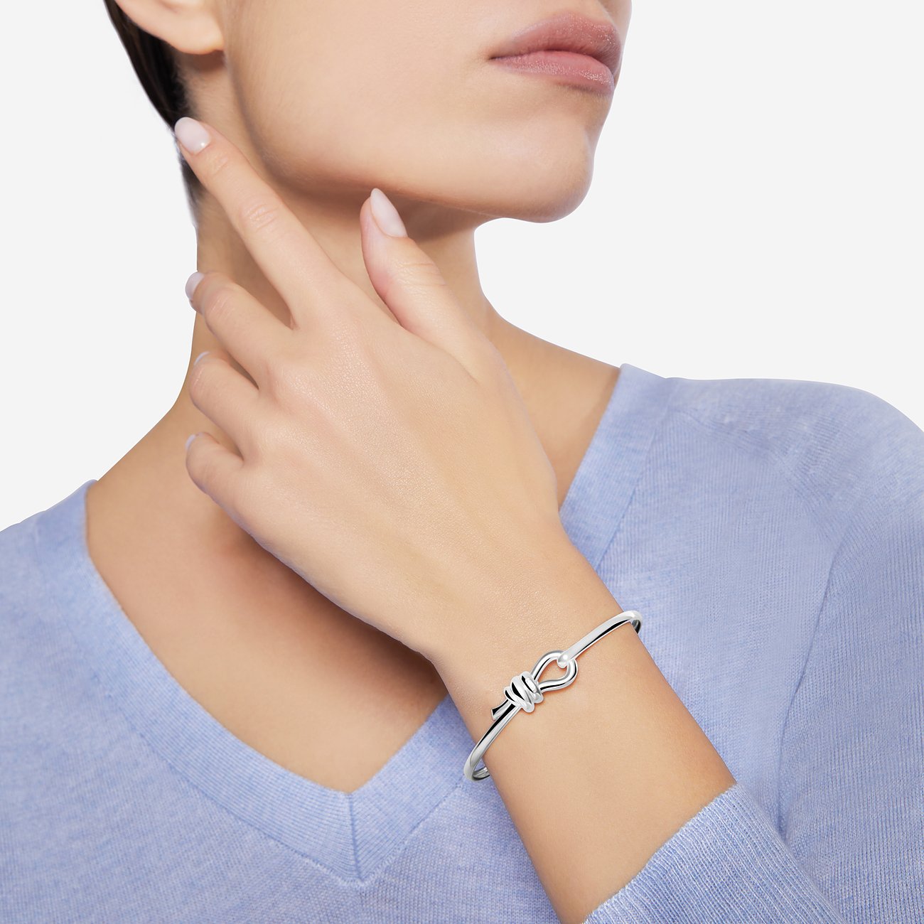 DoDo Armband aus 925er Silber mit Knoten-Design.