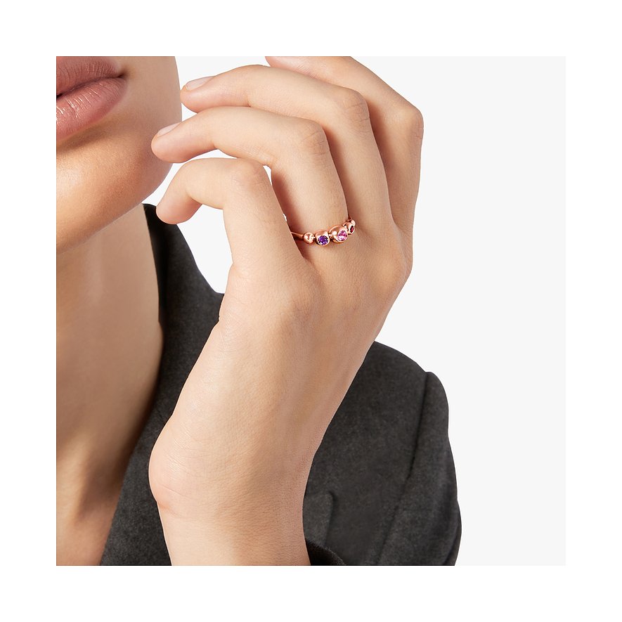DoDo Ring aus 375 Roségold mit Saphiren.
