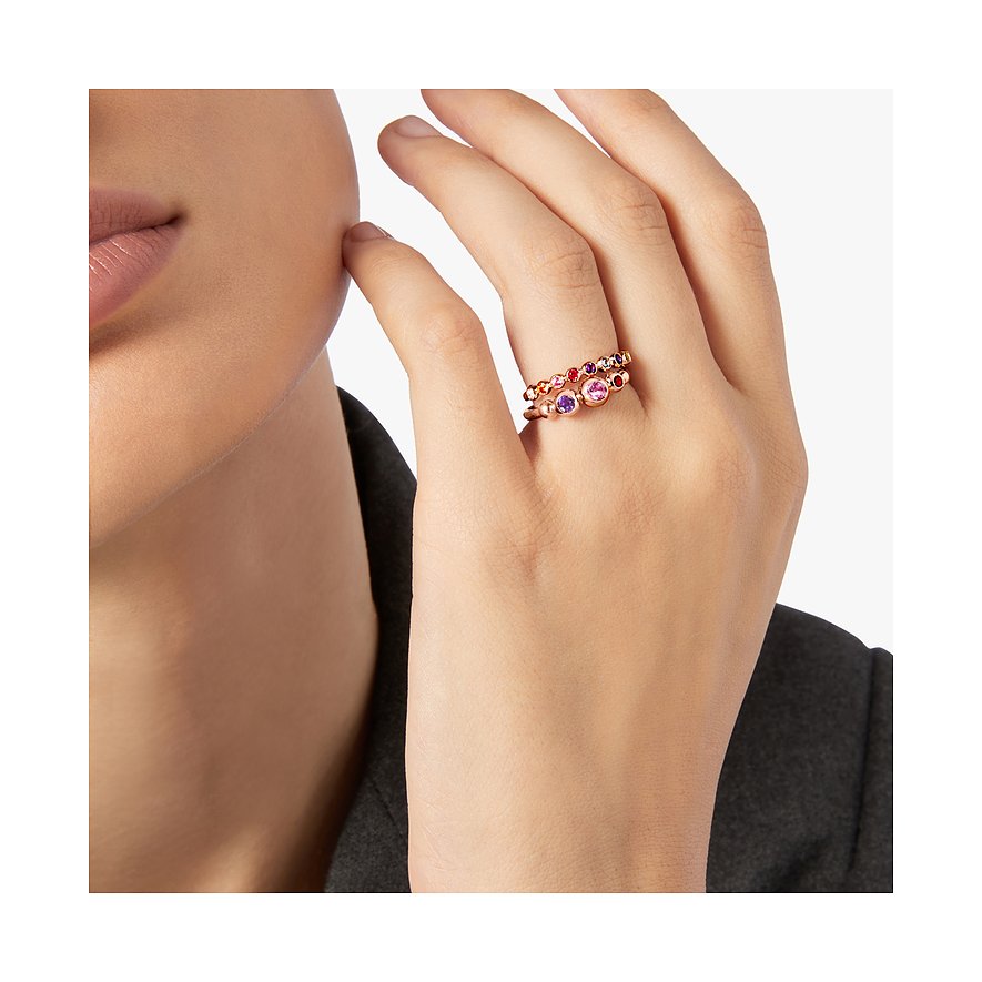 DoDo Ring aus 375 Roségold mit bunten Saphiren und einem rosa Stein.
