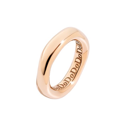 DoDo Ring aus 375 Roségold mit eingraviertem Schriftzug.