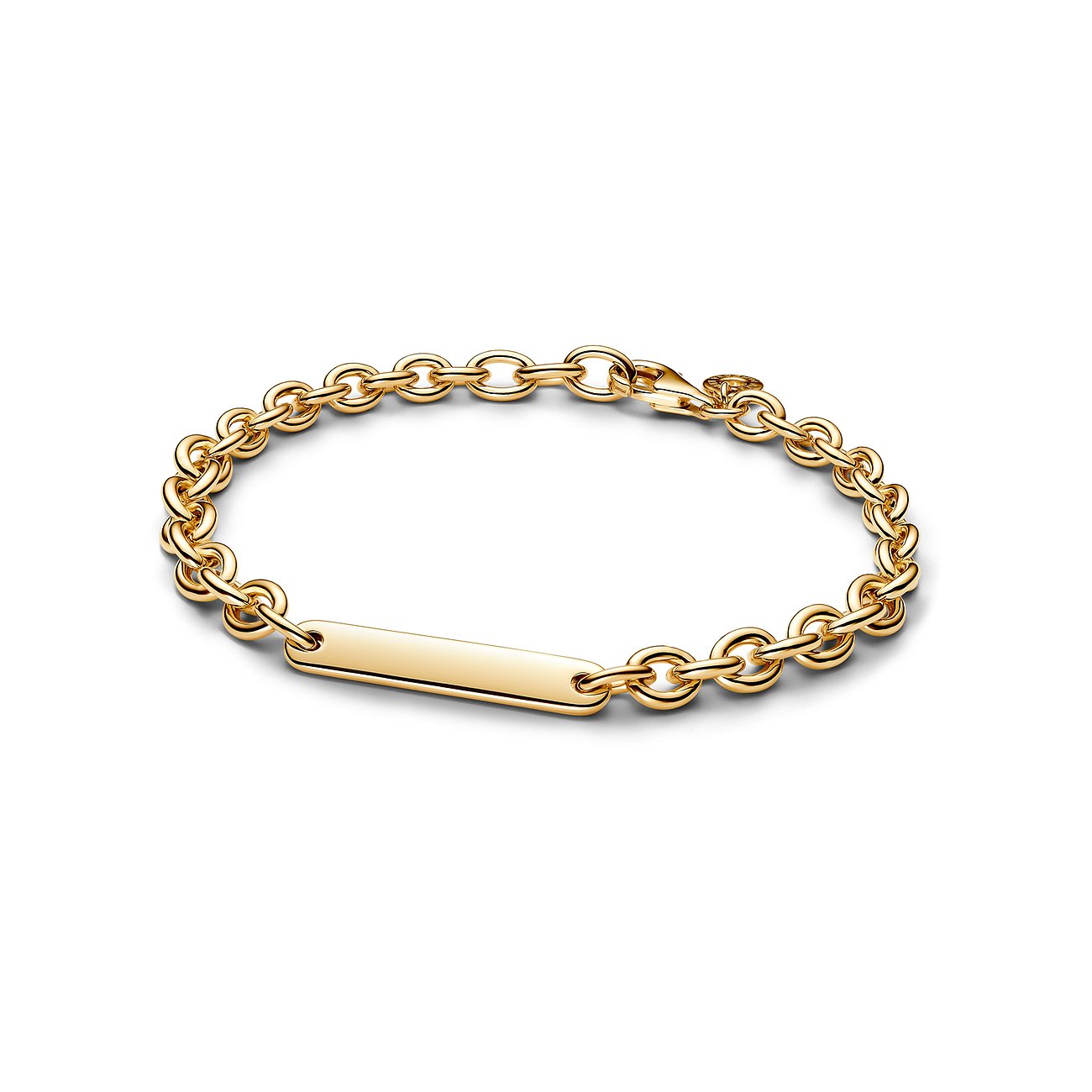 Pandora Armband aus Metall mit Gravur und Karabinerverschluss.