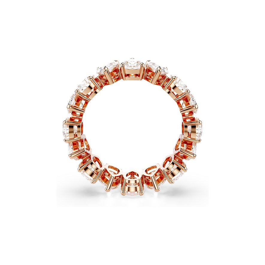 Swarovski Ring aus rosévergoldetem Metall mit weißen Kristallen.