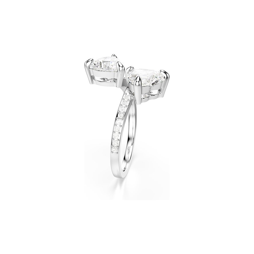 Swarovski ring van metaal met witte kristallen, hartvormige slijping.