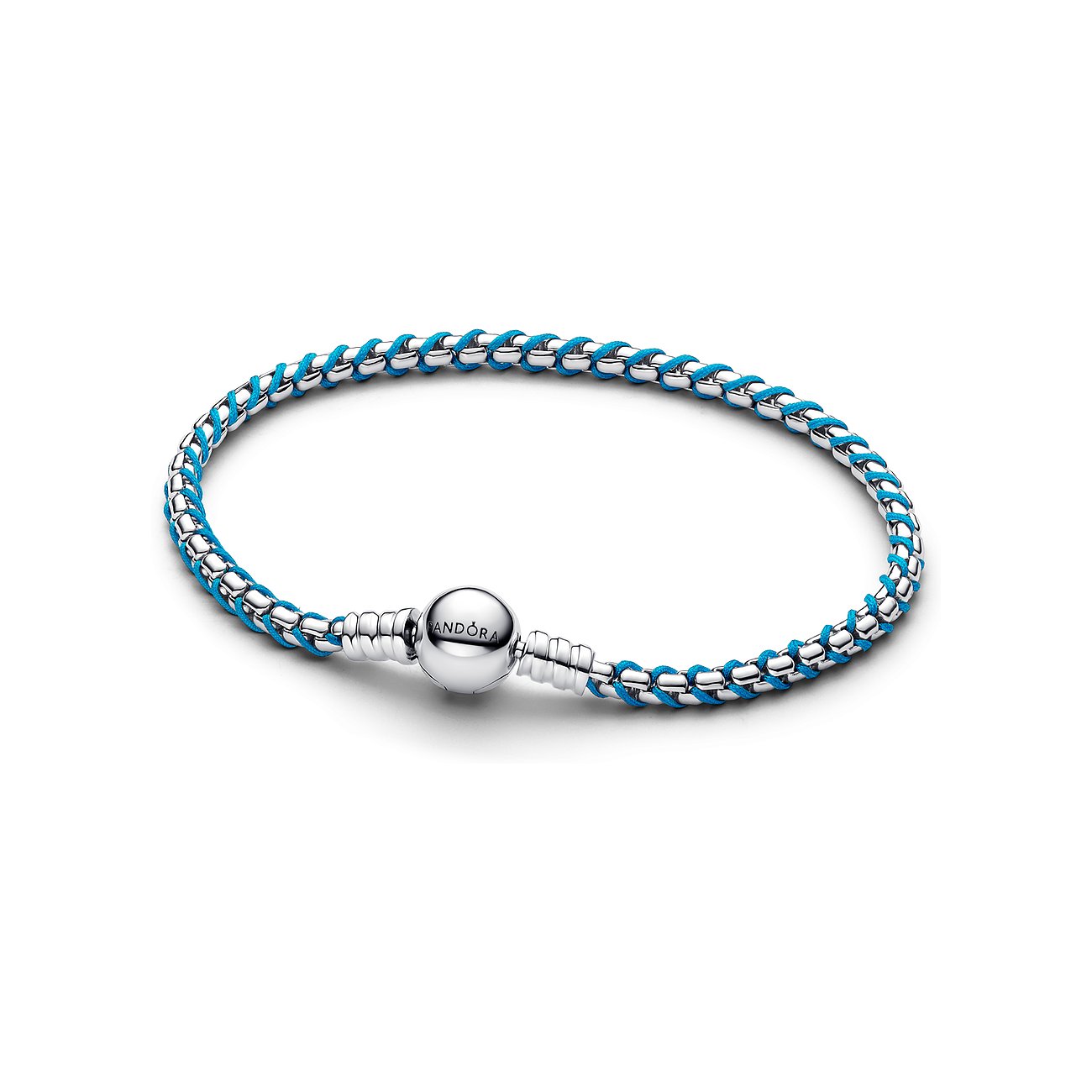 Pandora Armschmuck aus 925er Silber und blauem Textilband, das um eine Kette gewunden ist, mit Karabinerverschluss.