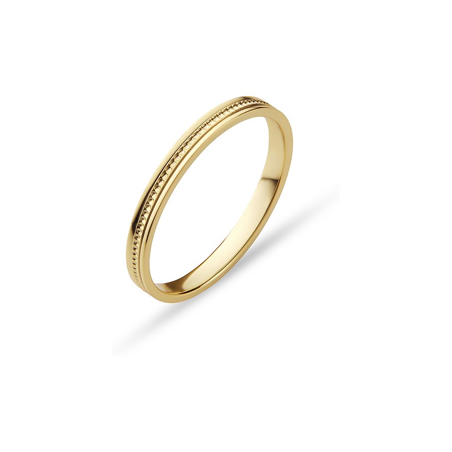CHRIST Ring aus goldfarbenem recyceltem Silber mit feiner Punktgravur am Rand, von oben fotografiert.