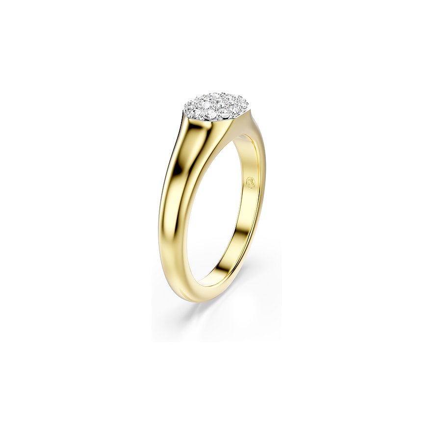 Ein glänzender goldfarbener Swarovski Metallring mit einer ovalen Fassung aus vielen kleinen, klaren Swarovski Kristallen.