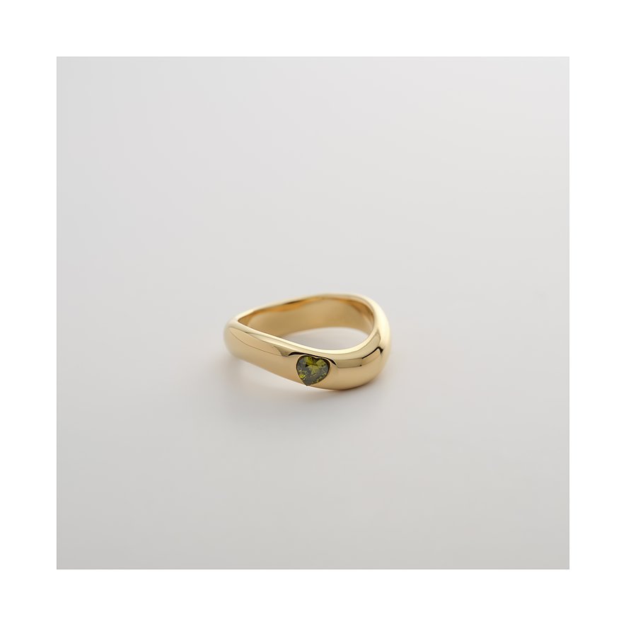 Guido Maria Kretschmer ring van goudkleurig edelstaal met golvend design en een groen zirkonia-hart.