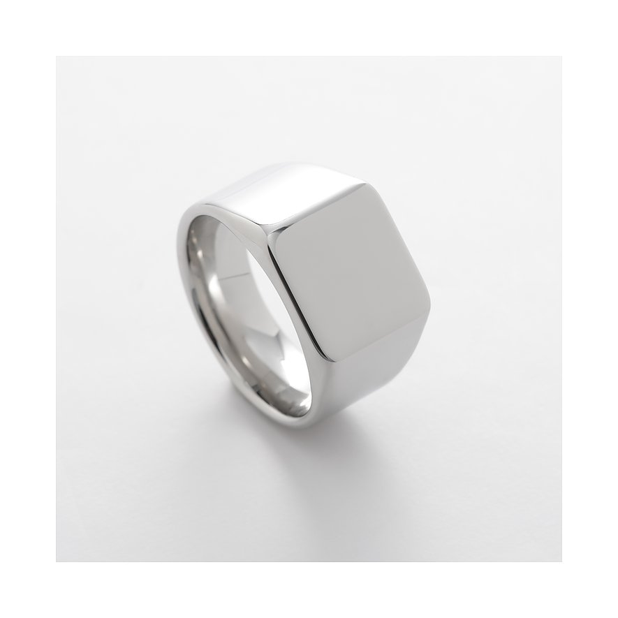 FAVS Ring aus glänzendem Edelstahl, in der Aufsicht von oben rechts gesehen auf weißem Hintergrund.