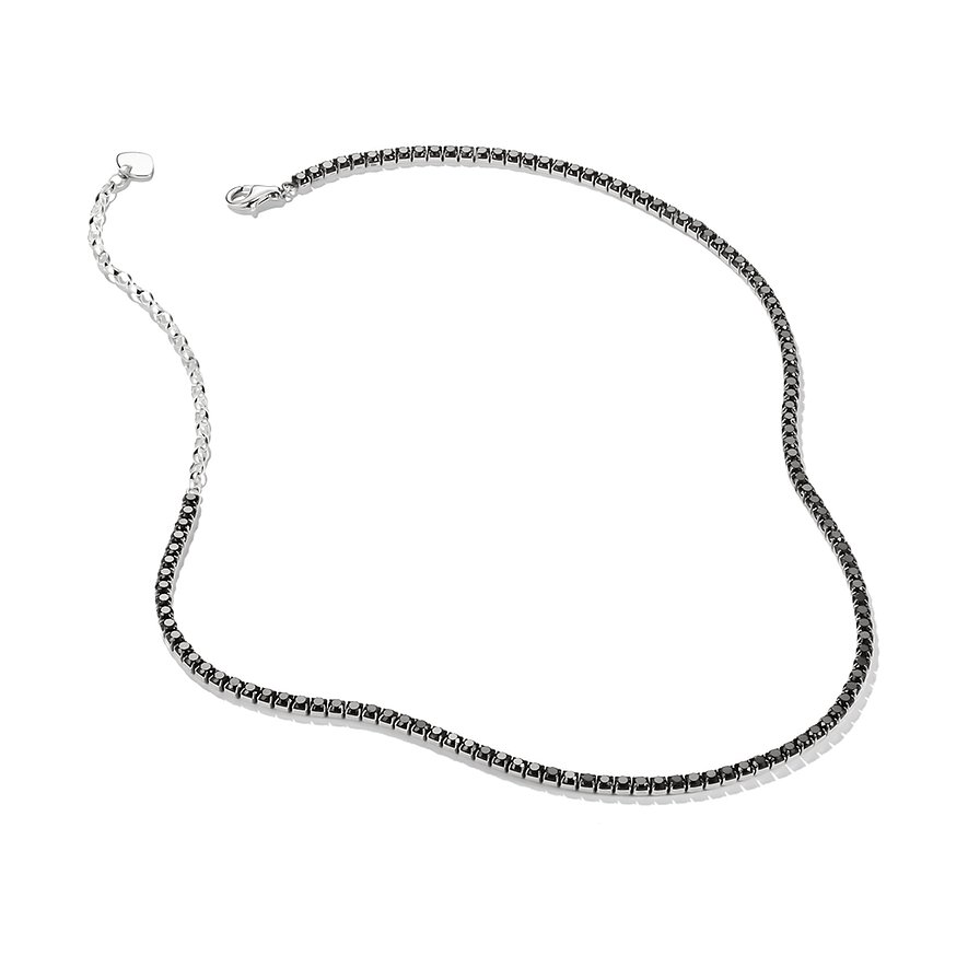 Thomas Sabo Halsschmuck aus Silber mit schwarzen Zirkonia Farbsteinen, offen auf weißem Hintergrund liegend.