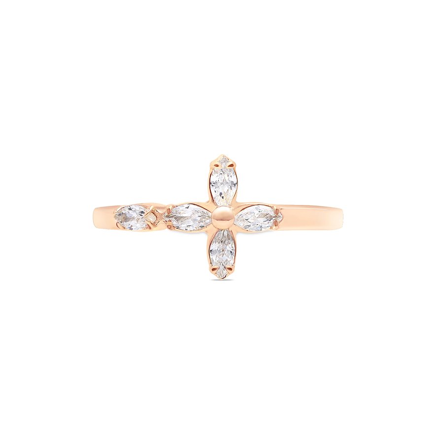 Tamaris Ring aus rosévergoldetem Edelstahl mit blütenförmigem Aufsatz aus Zirkonia und Seitensteinen.