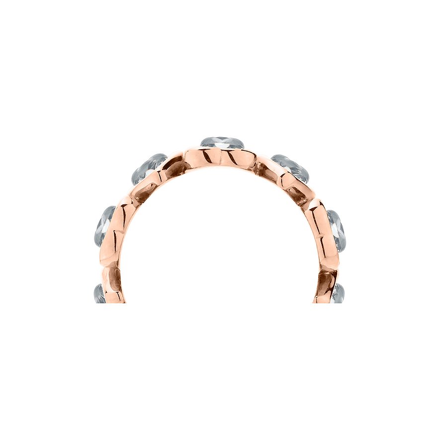 Een roségouden Liebeskind roestvrijstalen ring met meerdere heldere edelstenen bovenaan, van opzij gefotografeerd.