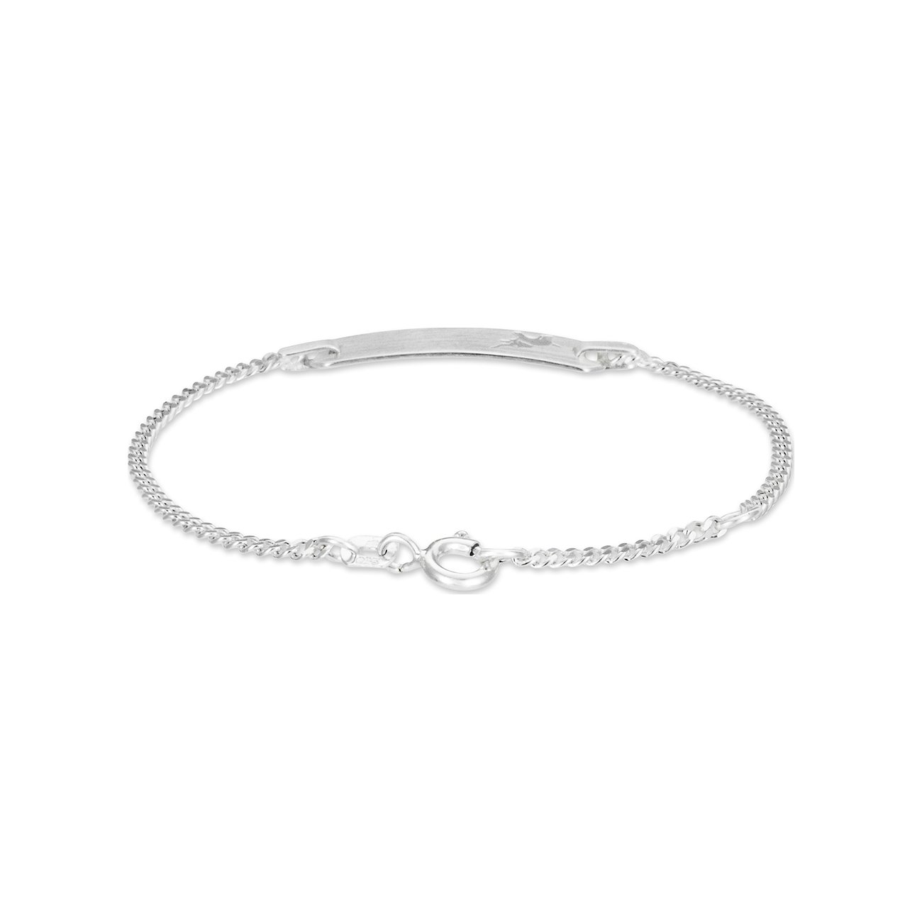 FAVS Little Friends Armband aus 925er Silber mit Gravurplatte und Federringverschluss, liegend vor weißem Hintergrund.