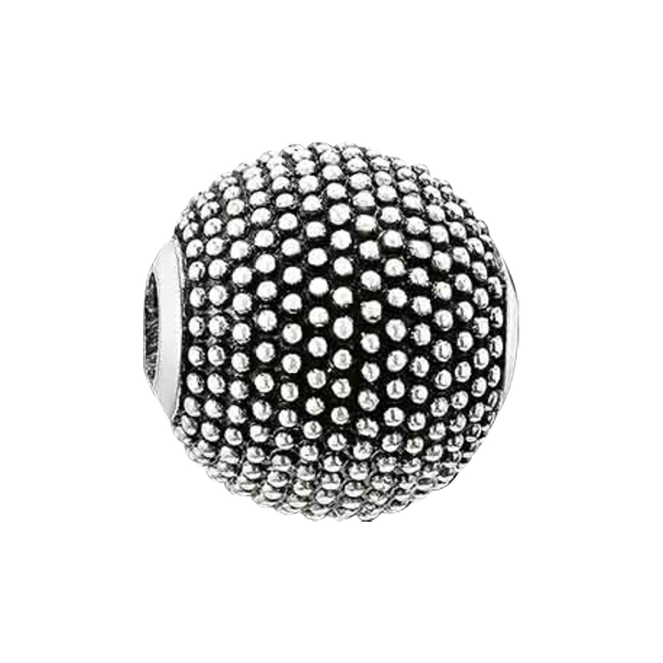 Pendentif breloque sphérique Thomas Sabo en argent 925, surface ronde et grainée, gros plan.