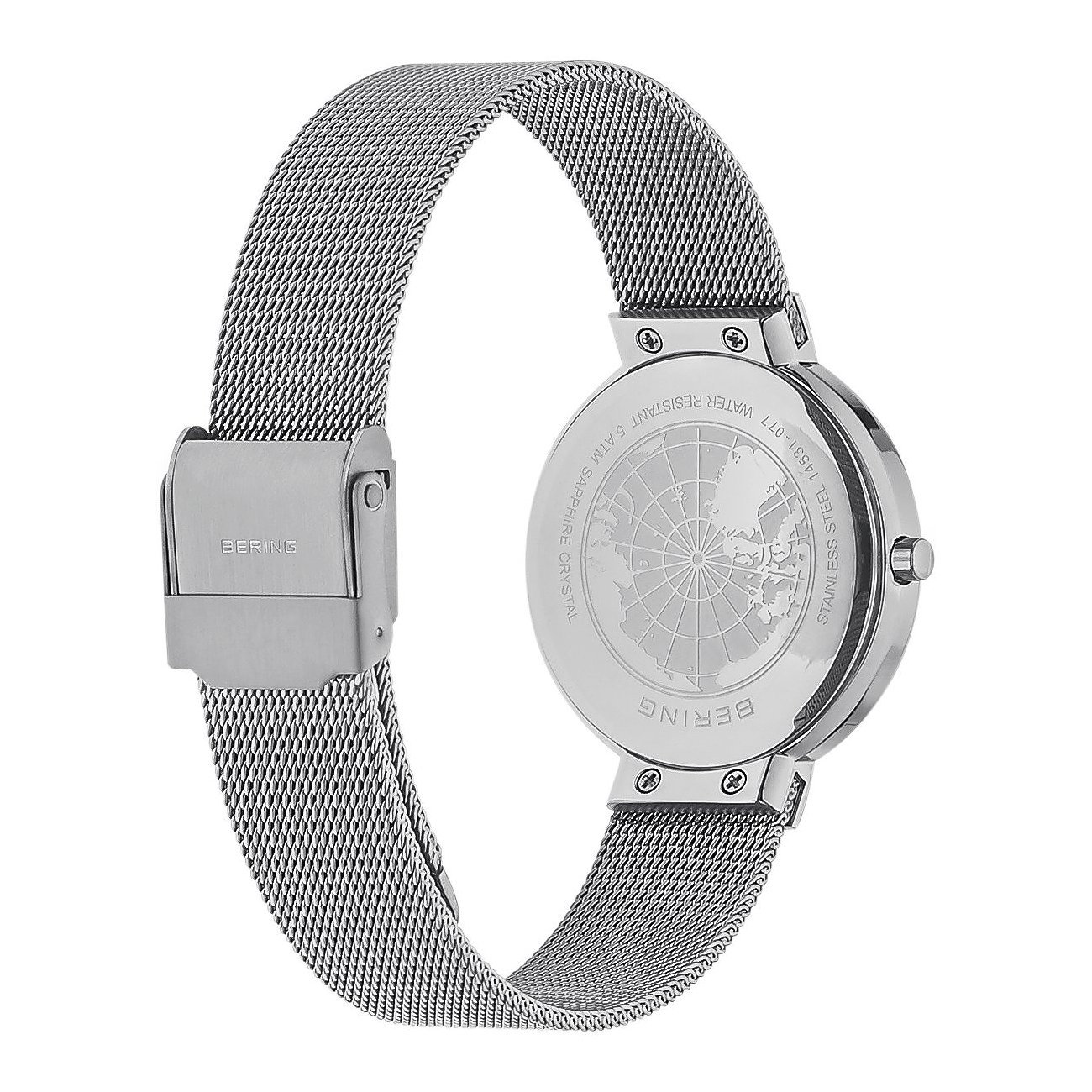 Rückseite einer Bering Damenuhr aus Edelstahl, mit feinem Mesh-Armband und gravierter Weltkarte auf dem Gehäuseboden.