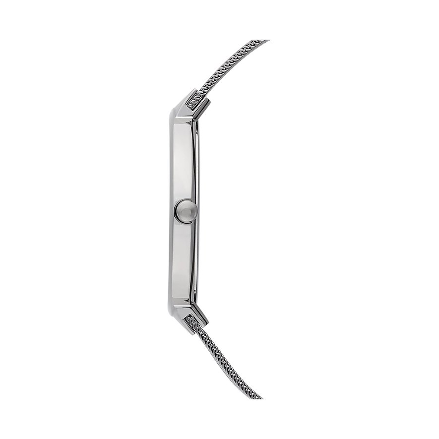Bering Herrenuhr aus Edelstahl, von der Seite gesehen. Man erkennt die seitliche Krone und das feingliedrige Armband.