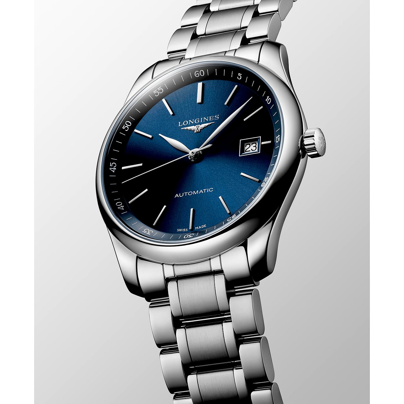 Longines Herrenuhr mit Edelstahlgehäuse und blauem Zifferblatt.