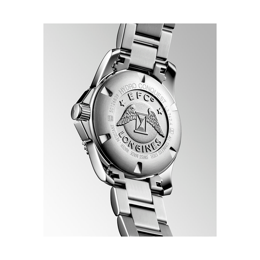 Longines Herrenuhr mit Edelstahlgehäuse und Wasserdichtigkeit.