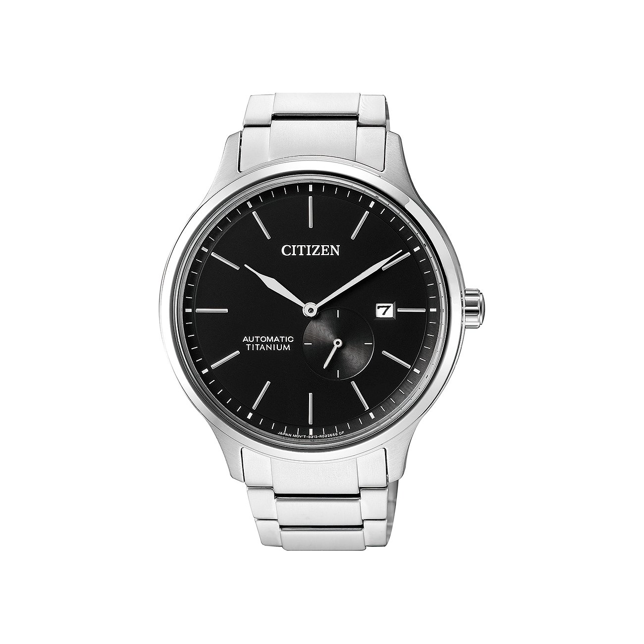 Citizen Herrenuhr aus Titan mit schwarzem Ziffernblatt und Datumsanzeige, schräg von oben aufgenommen.