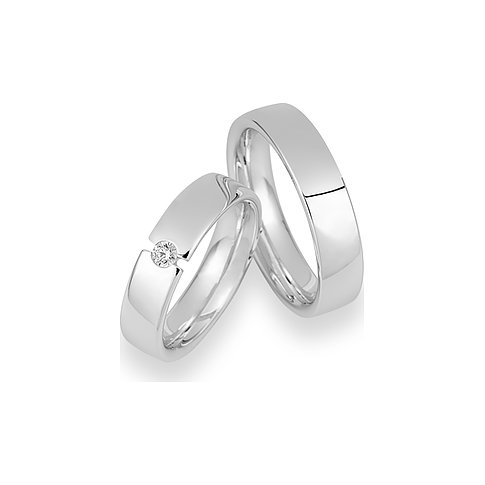 CHRIST Trauringe aus Platin mit einem Stein.