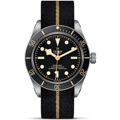 Tudor Herrenuhr mit Edelstahlgehäuse, schwarzem Zifferblatt und goldfarbenen Akzenten.
