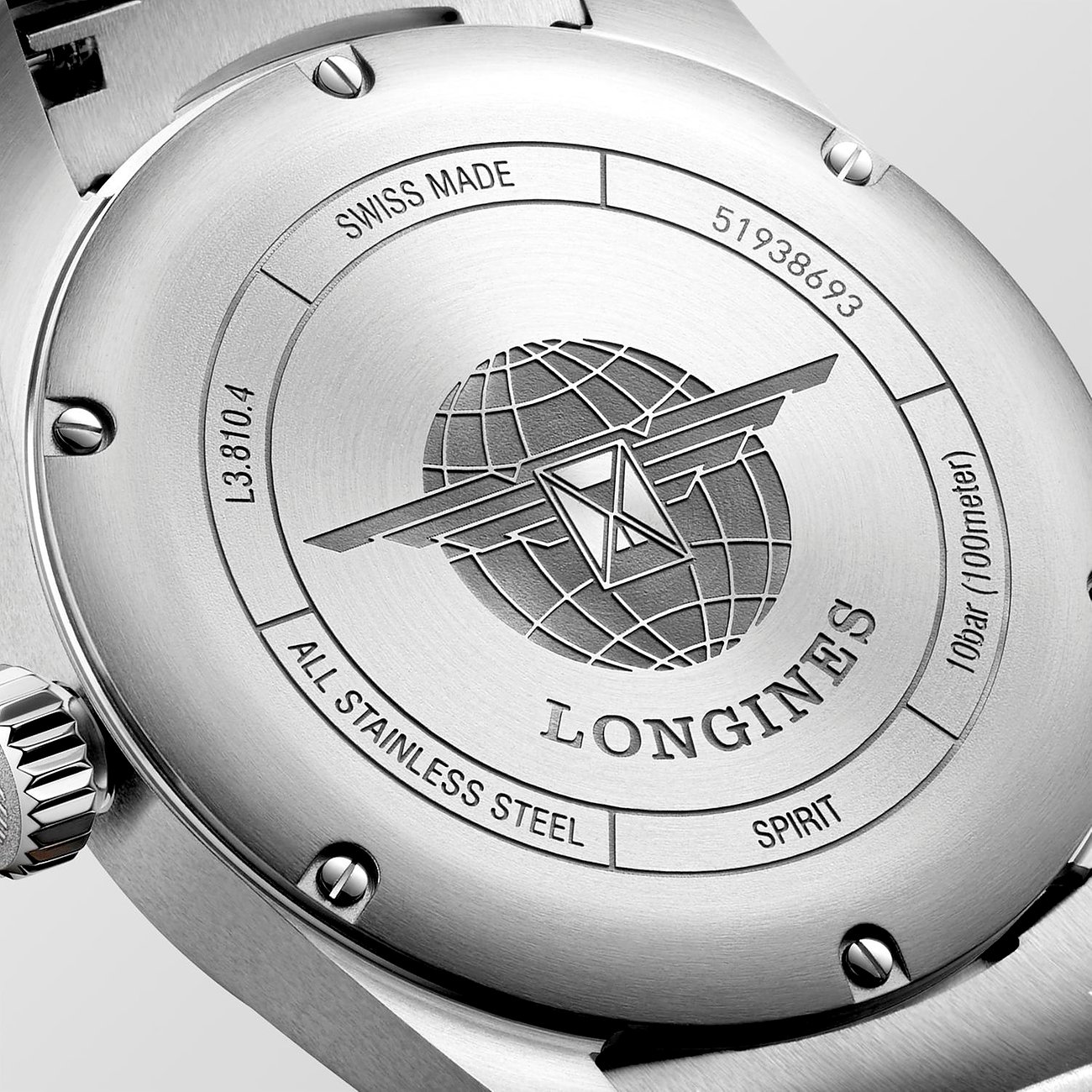 Longines Herrenuhr mit Edelstahlgehäuse, analoge Anzeige.