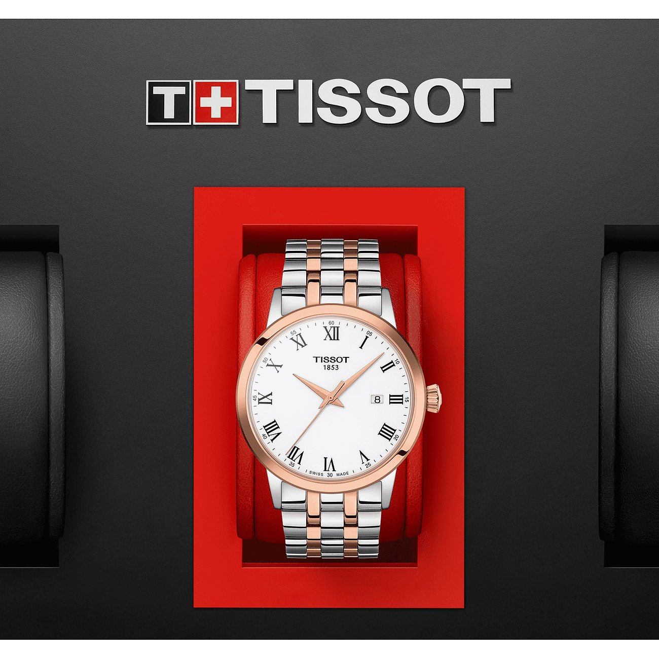 Eine Tissot Herrenuhr aus Edelstahl in Silber und Roségold mit weißem Zifferblatt und römischen Ziffern.