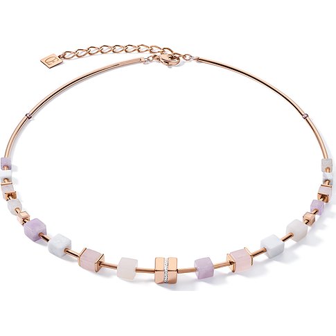 En rosaguld Coeur de Lion halskæde i rustfrit stål med terninger af rosenkvarts og tre andre farvede ædelsten.