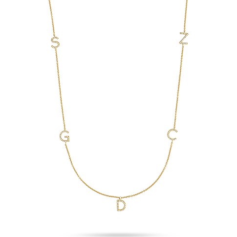 CHRIST X YOU Halsschmuck aus Gelbgold mit Buchstabenanhängern.