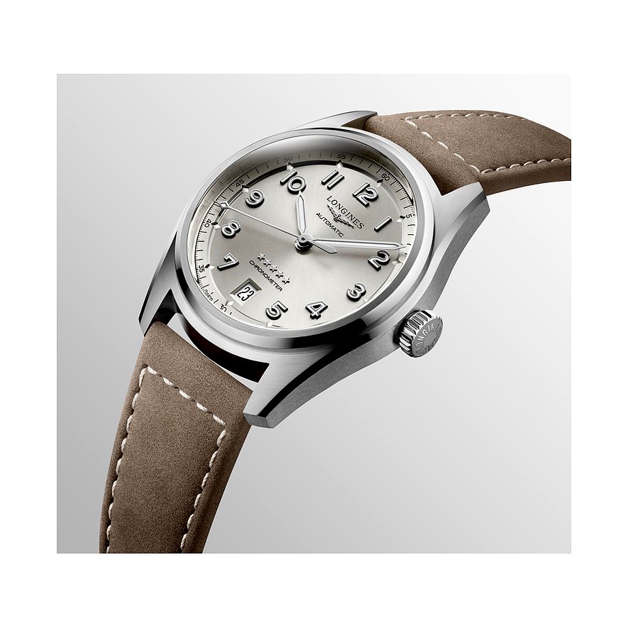 Longines Damenuhr mit Edelstahlgehäuse, silberfarbenes Zifferblatt, analog.