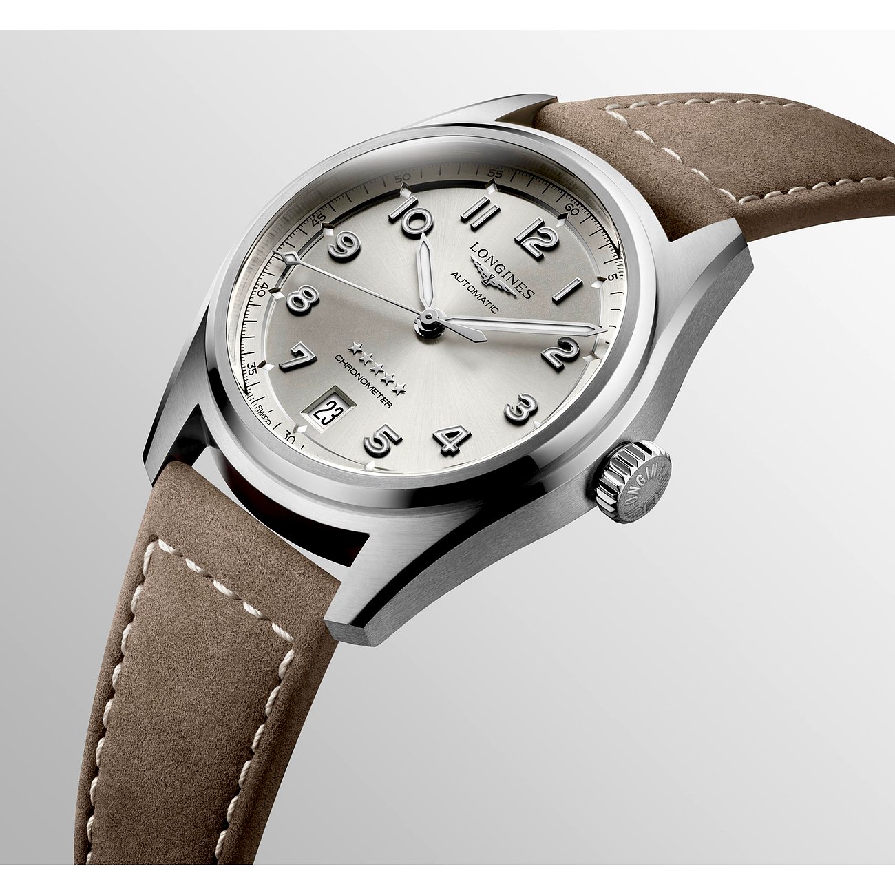 Longines Damenuhr mit Edelstahlgehäuse, silberfarbenes Zifferblatt, analog.