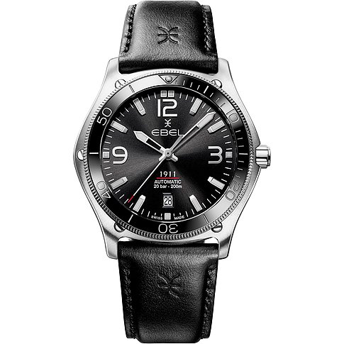 Ebel Herrenuhr mit Edelstahlgehäuse, schwarzes Zifferblatt, analog.