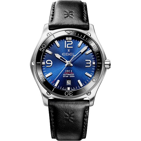 Ebel Herrenuhr mit Edelstahlgehäuse, blauem Zifferblatt und Datum.