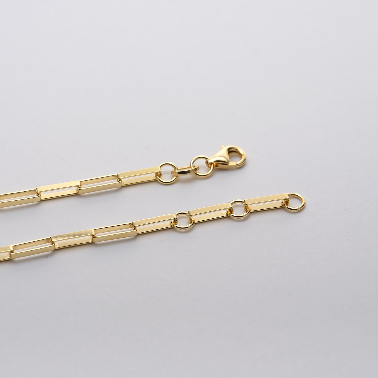 CHRIST Armband aus 585 Gelbgold mit Gliederkette und Karabinerverschluss.