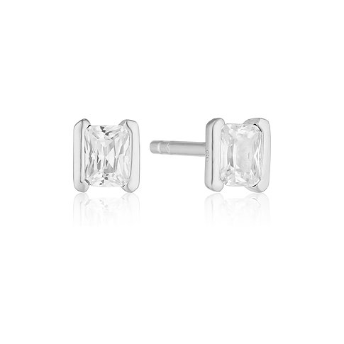 Artikel klicken und genauer betrachten! - Für stilbewusste Frauen: Zeitlos-moderne Ohrstecker von Sif Jakobs Jewellery aus 925er Silber, ein echtes Must-Have für jeden Schmuckfan. Die polierte Oberfläche sorgt für ein besonders edles, glänzendes Finish. Mit einer Länge von 0,4 Zentimetern und einer Breite von 3,8 Zentimetern krönen die Ohrstecker all deine Looks. | im Online Shop kaufen