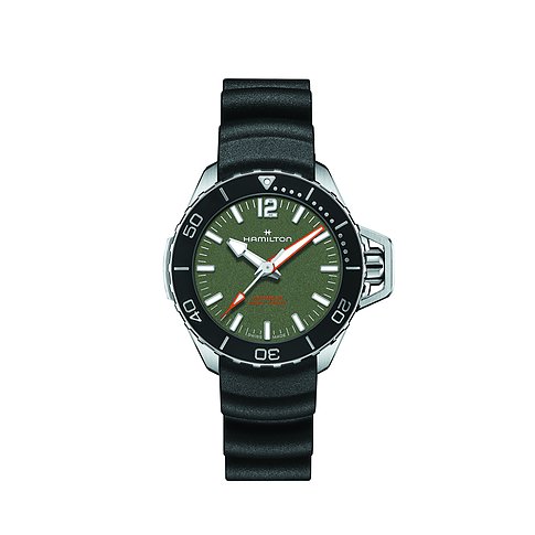 Hamilton Herrenuhr aus Edelstahl, frontale Ansicht. Die Uhr hat ein mattgrünes Zifferblatt und ein schwarzes Armband.