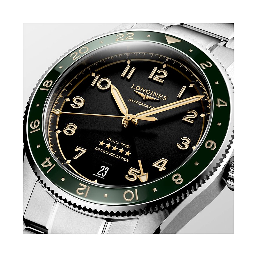 Longines Herrenuhr mit Edelstahlgehäuse, grünem Zifferblatt und goldenen Indizes.